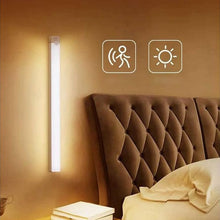 Carica l'immagine nel visualizzatore di Gallery, Luce LED con sensore