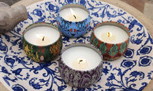 Carica l'immagine nel visualizzatore di Gallery, Candele in cera di soia