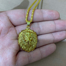 Carica l'immagine nel visualizzatore di Gallery, Re della Savana