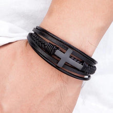 Lade das Bild in den Galerie-Viewer, Bracciale Croce Nera